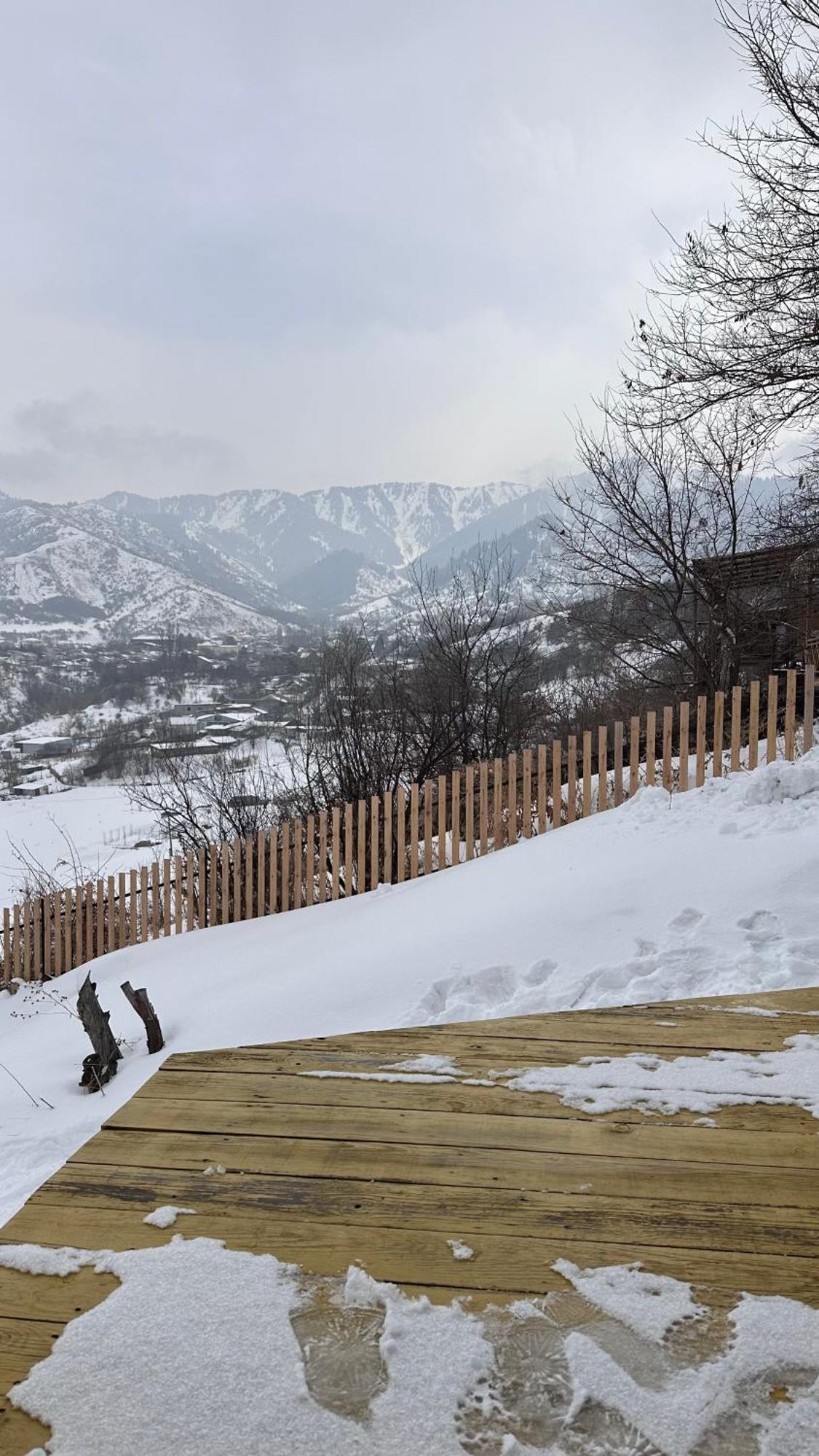 Villa Дом В Горах Уютный Дом С Потрясающим Видом И Огромной Террасой Besqaynar Exterior foto